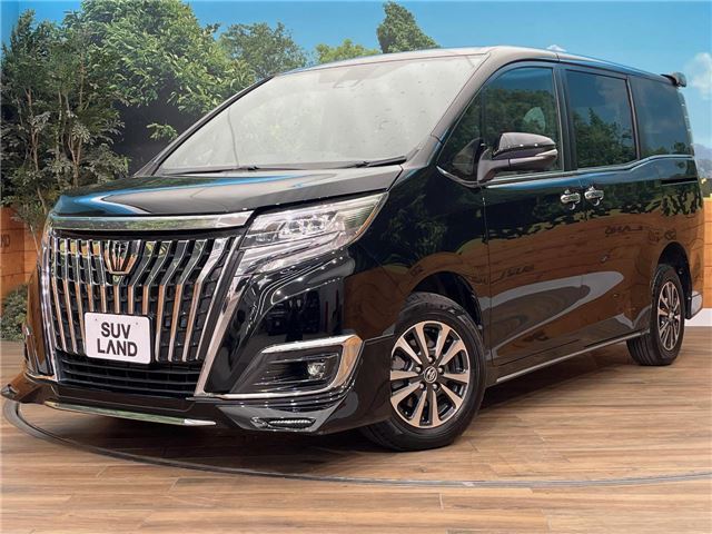 2018 Toyota Esquire Gi - photo 1 2018 Toyota Esquire Gi Sedan for sale, Japanese used car export - photo 1 of 30 | GULJI TRADERS