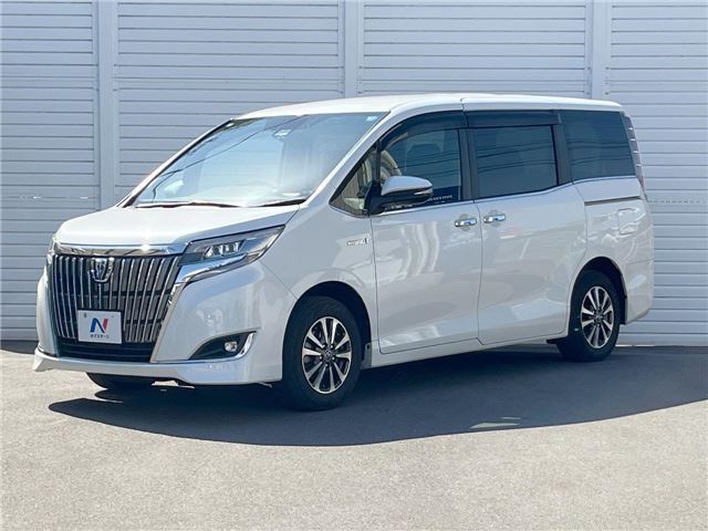 2018 Toyota Esquire Hybrid Gi Sedan for sale, Japanese used car export - photo 1 of 30 | GULJI TRADERS