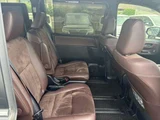 2018 Toyota Esquire 1.8 Hybrid Gi Sedan for sale, Japanese used car export - photo 30 of 70 | GULJI TRADERS