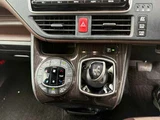 2018 Toyota Esquire 1.8 Hybrid Gi Sedan for sale, Japanese used car export - photo 9 of 68 | GULJI TRADERS