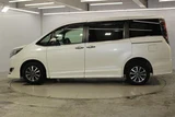 2018 Toyota Esquire 2.0Gi 4WD Sedan for sale, Japanese used car export - photo 10 of 30 | GULJI TRADERS