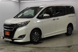 2018 Toyota Esquire 2.0Gi 4WD Sedan for sale, Japanese used car export - photo 11 of 30 | GULJI TRADERS
