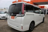 2018 Toyota Esquire 2.0Gi Sedan for sale, Japanese used car export - photo 13 of 30 | GULJI TRADERS
