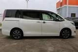 2018 Toyota Esquire 2.0Gi Sedan for sale, Japanese used car export - photo 14 of 30 | GULJI TRADERS