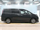 2018 Toyota Esquire Hybrid Gi Sedan for sale, Japanese used car export - photo 3 of 12 | GULJI TRADERS