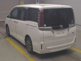2018 Toyota Esquire Hybrid Gi Sedan for sale, Japanese used car export - photo 4 of 13 | GULJI TRADERS