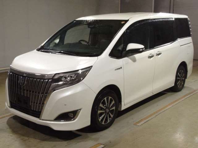 2018 Toyota Esquire Hybrid Gi - photo 1 2018 Toyota Esquire Hybrid Gi Sedan for sale, Japanese used car export - photo 1 of 11 | GULJI TRADERS
