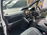 2018 Toyota Esquire Xi Sedan for sale, Japanese used car export - photo 12 of 24 | GULJI TRADERS