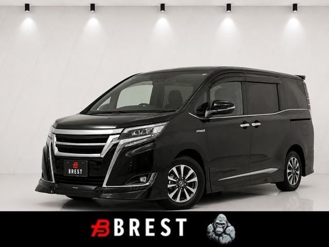 2018 Toyota Esquire 1.8 Hybrid Gi - photo 1 2018 Toyota Esquire 1.8 Hybrid Gi Sedan for sale, Japanese used car export - photo 1 of 9 | GULJI TRADERS