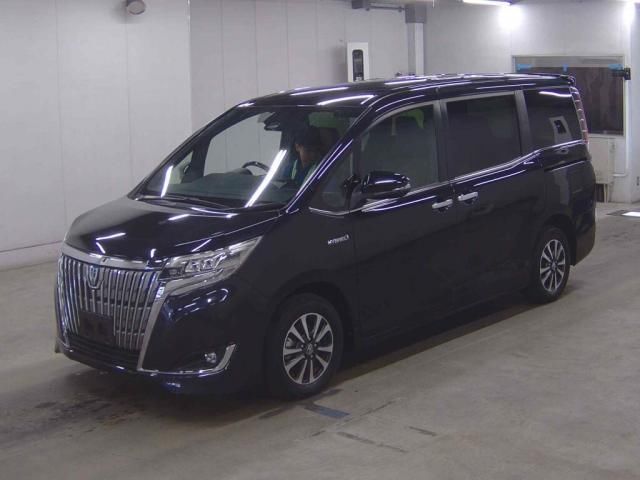 2018 Toyota Esquire Hybrid Gi - photo 1 2018 Toyota Esquire Hybrid Gi Sedan for sale, Japanese used car export - photo 1 of 5 | GULJI TRADERS