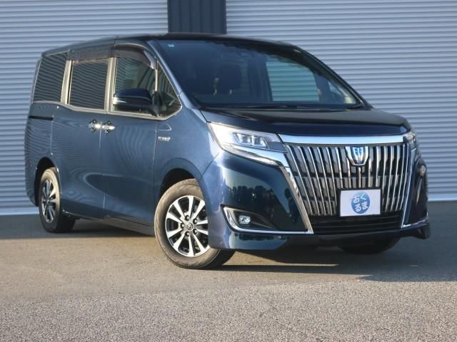 2018 Toyota Esquire Hybrid Xi - photo 1 2018 Toyota Esquire Hybrid Xi Sedan for sale, Japanese used car export - photo 1 of 9 | GULJI TRADERS