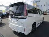 2019 Toyota Esquire Hybrid Sedan for sale, Japanese used car export - photo 7 of 42 | GULJI TRADERS