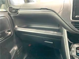 2019 Toyota Esquire Hybrid Gi Sedan for sale, Japanese used car export - photo 6 of 29 | GULJI TRADERS