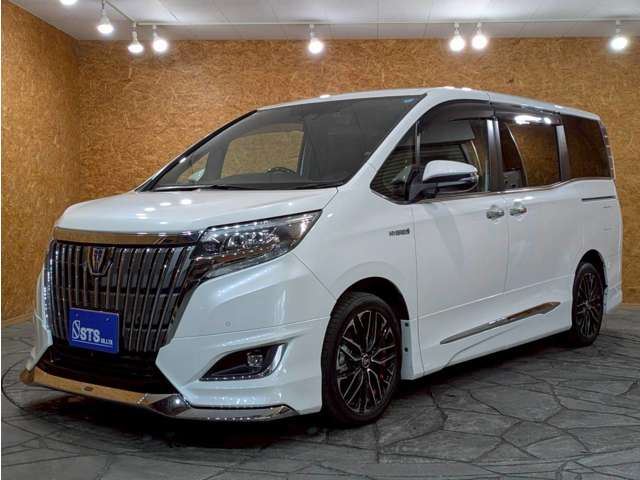 2019 Toyota Esquire 1.8 Hybrid Gi Sedan for sale, Japanese used car export - photo 1 of 66 | GULJI TRADERS