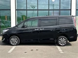 2019 Toyota Esquire Gi 4WD Sedan for sale, Japanese used car export - photo 5 of 24 | GULJI TRADERS