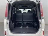 2019 Toyota Esquire Gi 4WD Sedan for sale, Japanese used car export - photo 20 of 24 | GULJI TRADERS