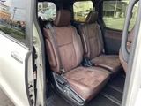 2019 Toyota Esquire Gi 4WD Sedan for sale, Japanese used car export - photo 16 of 24 | GULJI TRADERS