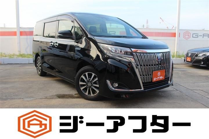 2019 Toyota Esquire 1.8Gi Hybrid PLPkg - photo 1 2019 Toyota Esquire 1.8Gi Hybrid PLPkg Sedan for sale, Japanese used car export - photo 1 of 30 | GULJI TRADERS