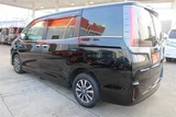2019 Toyota Esquire 1.8Gi Hybrid PLPkg Sedan for sale, Japanese used car export - photo 11 of 30 | GULJI TRADERS