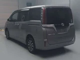 2019 Toyota Esquire Gi 4WD Sedan for sale, Japanese used car export - photo 4 of 10 | GULJI TRADERS