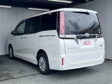 2019 Toyota Esquire Hybrid Sedan for sale, Japanese used car export - photo 4 of 9 | GULJI TRADERS