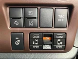 2020 Toyota Esquire Hybrid Gi Sedan for sale, Japanese used car export - photo 29 of 47 | GULJI TRADERS