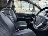 2020 Toyota Esquire 1.8 Hybrid Gi Sedan for sale, Japanese used car export - photo 30 of 65 | GULJI TRADERS