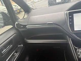 2020 Toyota Esquire 1.8 Hybrid Gi Sedan for sale, Japanese used car export - photo 20 of 67 | GULJI TRADERS