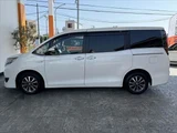 2020 Toyota Esquire Hybrid Gi Sedan for sale, Japanese used car export - photo 11 of 46 | GULJI TRADERS