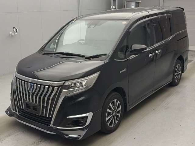 2020 Toyota Esquire Hybrid Gi Sedan for sale, Japanese used car export - photo 1 of 15 | GULJI TRADERS