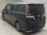 2020 Toyota Esquire Hybrid Gi Sedan for sale, Japanese used car export - photo 4 of 15 | GULJI TRADERS