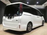 2020 Toyota Esquire 1.8 Hybrid Gi Sedan for sale, Japanese used car export - photo 2 of 20 | GULJI TRADERS