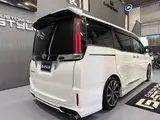 2021 Toyota Esquire 2.0Gi 7 people Pearl Van for sale, Japanese used car export - photo 6 of 30 | GULJI TRADERS