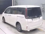 2021 Toyota Esquire Gi Premium P Black Tail 4WD Pearl Van for sale, Japanese used car export - photo 6 of 13 | GULJI TRADERS