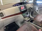 2010 Toyota Estima Aeras G Edition Pearl Van for sale, Japanese used car export - photo 16 of 20 | GULJI TRADERS