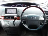2010 Toyota Estima 2.4 Aeras 4WD Pearl Van for sale, Japanese used car export - photo 18 of 46 | GULJI TRADERS