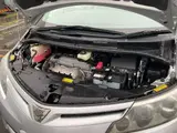 2010 Toyota Estima Aeras G Edition Silver Van for sale, Japanese used car export - photo 9 of 50 | GULJI TRADERS