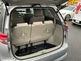 2010 Toyota Estima Aeras G Edition Silver Van for sale, Japanese used car export - photo 14 of 50 | GULJI TRADERS
