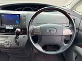 2010 Toyota Estima 2.4 Aeras 20th Anniversary ED Pearl Van for sale, Japanese used car export - photo 6 of 8 | GULJI TRADERS