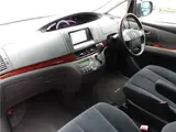 2011 Toyota Estima Aeras G Edition Silver Van for sale, Japanese used car export - photo 28 of 43 | GULJI TRADERS