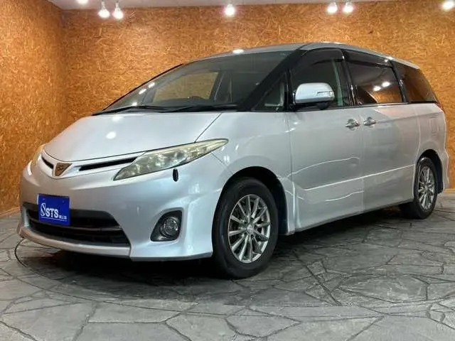 2011 Toyota Estima 2.4 Aeras G Edition Silver Van for sale, Japanese used car export - photo 1 of 60 | GULJI TRADERS