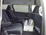 2011 Toyota Estima 2.4 Aeras G-EDN Silver Van for sale, Japanese used car export - photo 5 of 8 | GULJI TRADERS
