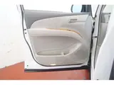 2011 Toyota Estima G Pearl Van for sale, Japanese used car export - photo 24 of 50 | GULJI TRADERS