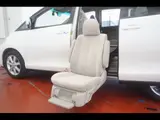 2011 Toyota Estima 2.4 G Side Lift-Up Seat Equipped Vehicle 4WD Pearl Van for sale, Japanese used car export - photo 18 of 24 | GULJI TRADERS