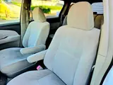 2012 Toyota Estima 2.4 X 4WD Pearl Van for sale, Japanese used car export - photo 23 of 72 | GULJI TRADERS