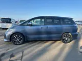 2012 Toyota Estima 2.4 Aeras Leather Package 4WD Other Van for sale, Japanese used car export - photo 5 of 66 | GULJI TRADERS