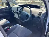 2012 Toyota Estima 2.4 Aeras, 7-seater, with flip-down monitor Pearl Van for sale, Japanese used car export - photo 25 of 59 | GULJI TRADERS