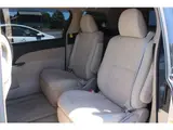 2012 Toyota Estima 2.4 Aeras ★Inspected by third-party organization AIS★ Silver Van for sale, Japanese used car export - photo 4 of 40 | GULJI TRADERS