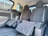 2012 Toyota Estima 2.4 Aeras ★ AIS Inspected ★ Rating 4 points ★ Exterior C ★ Interior C Pearl Van for sale, Japanese used car export - photo 15 of 53 | GULJI TRADERS