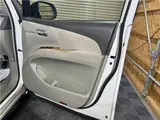 2012 Toyota Estima Aeras 4WD White Van for sale, Japanese used car export - photo 14 of 42 | GULJI TRADERS